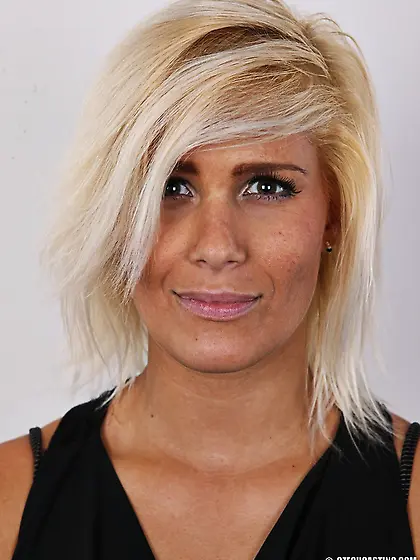 Fit tanned blonde mom with small tits