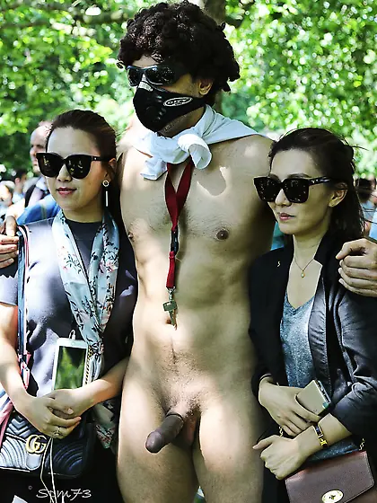 cfnm - chicks love dicks