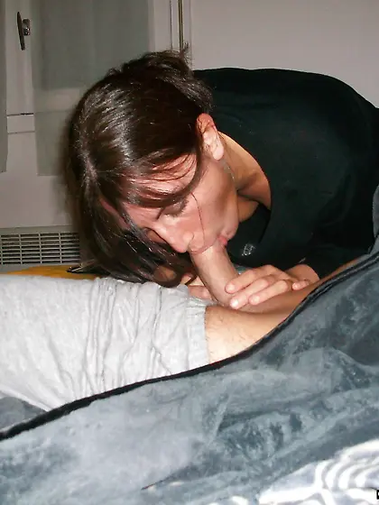 Amateur cock suckers voyeured at home