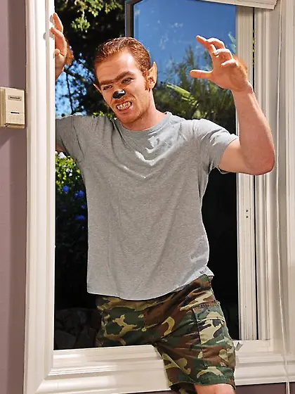 Horny werewolf rushes to fuck mouth and pussy of the busty blond