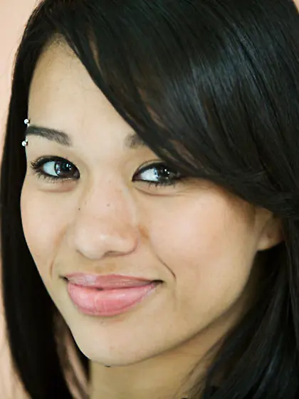 Come and see Nicole sexy ass