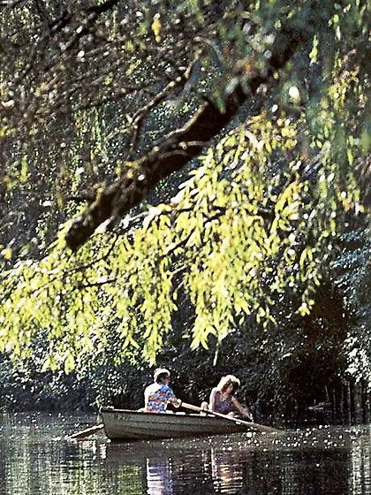 Hot vintage slut red