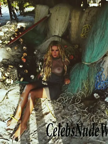 Ashley Benson sexy photos