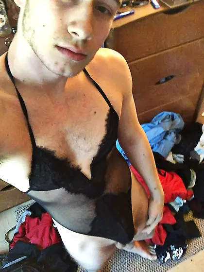Sissy exposed! His snap is vdawgydawg24