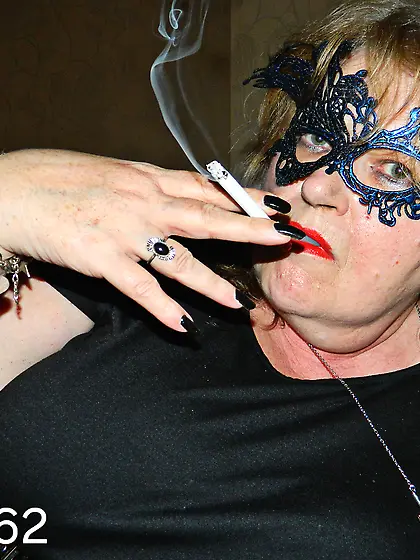 Cum tribute to your big masked whore