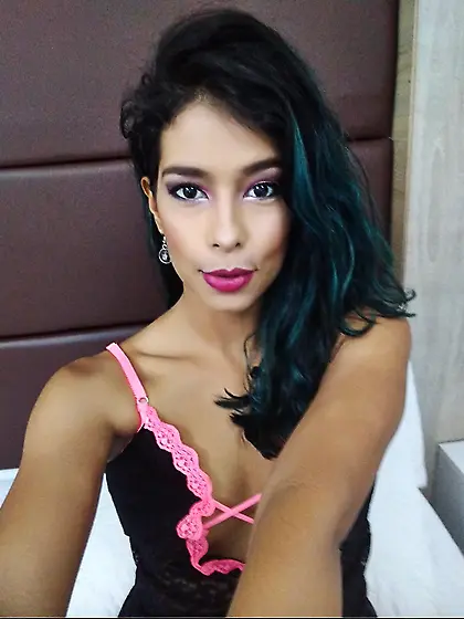 Lexy Fox2 Gorgeous Webcam Model