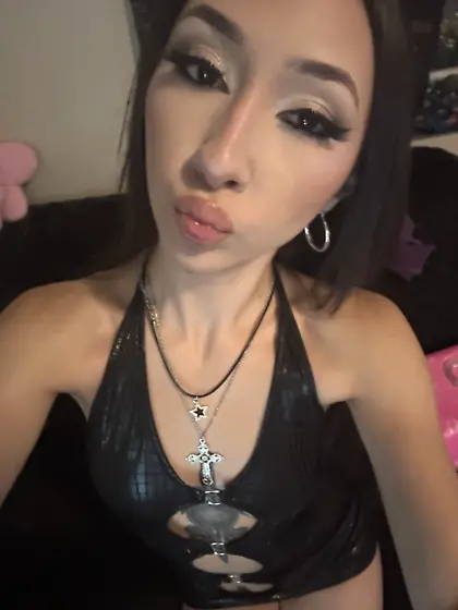 Slut gf i love to share