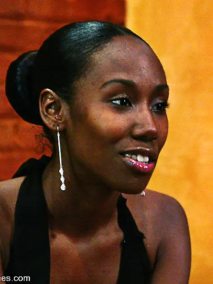 Enjoy hottie shakes fucking