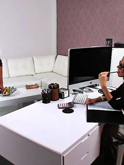 Steaming hot agent glasses