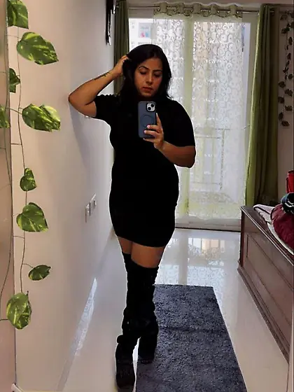 Desi Milf Priyanka riding bf hard