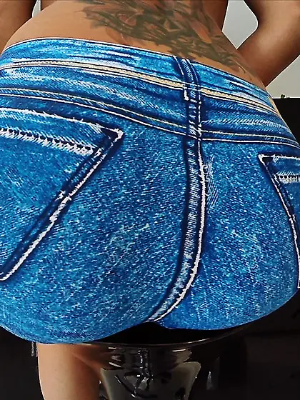 Czech reverse cowgirl creampie