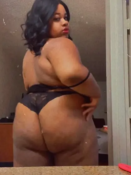 Hmu for Customs bbw lovers