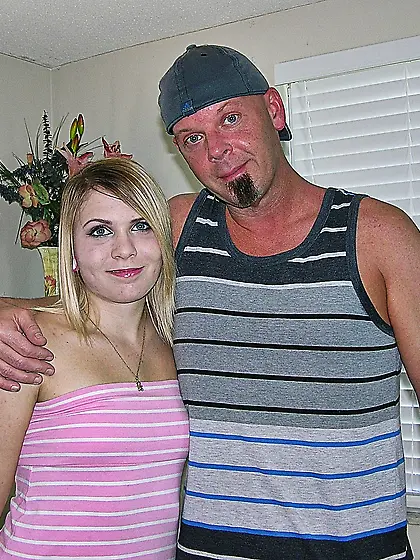 Olivia - 2, 052 photos - (1600x1200) - CLICK WEBSITE LINK