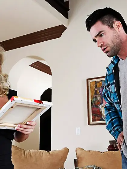 The big titted milf Rachel Love gets her pussy widely stretched