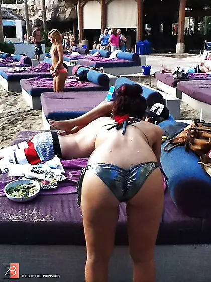 Hidden Cam Butt