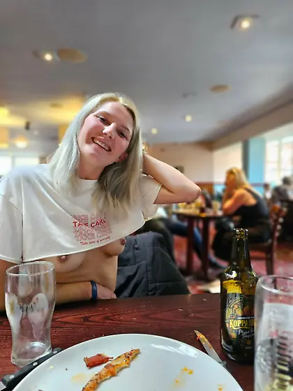 Essex Girl Flashing.