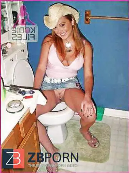 Toilet Victim Complying Fantastic Gals