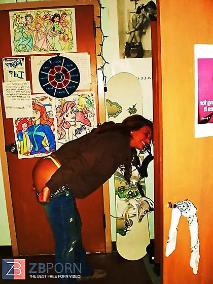 Super Hot bitchy pal Cassey wants your jism