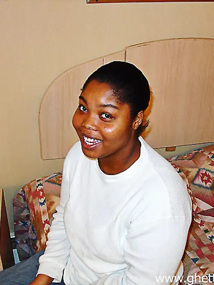 Ghetto fabulous hooker gets cum in her weave