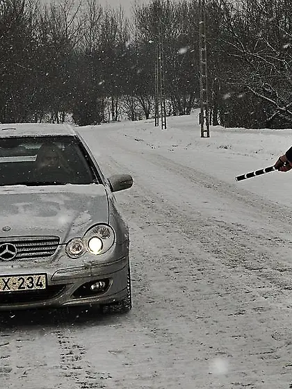 Beautiful teeny angel gets pleased by a older man,  he fucks her