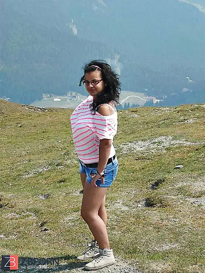 Romanian lady: Mariana