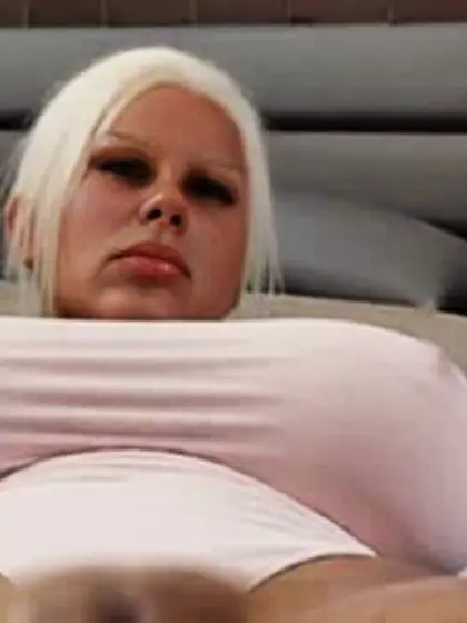 Lustgard Njorijanna - Look alike #2