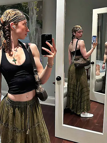 how would you ruin hot fit stuck up slut sarah?