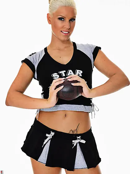 Sporty cheerleader babe Blanche Bradburry shows her secret finge