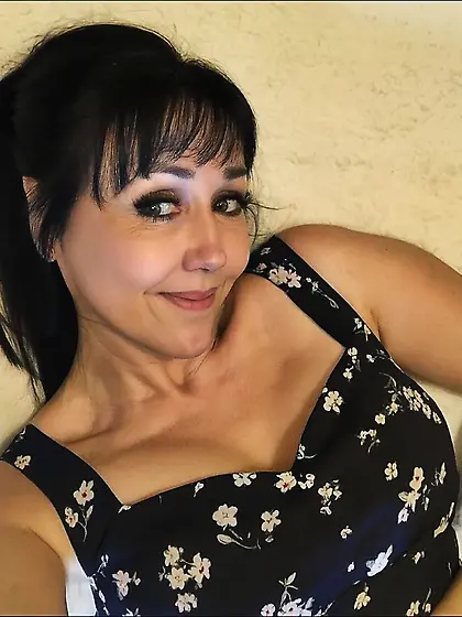 British milf wants to talk to you!