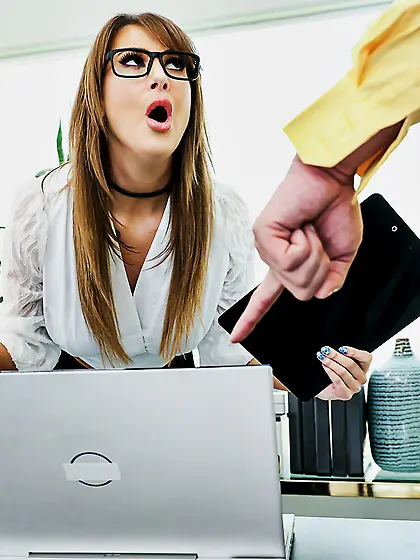 Jordan Maxx sucks two hard dicks and gets fucked through the hol