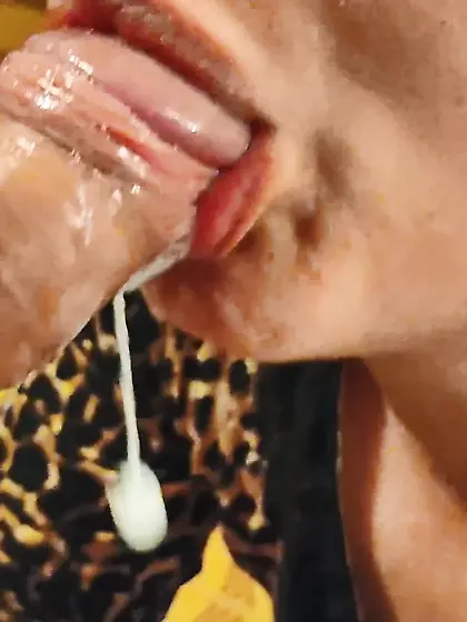 Slutty Blowjob Demonstration