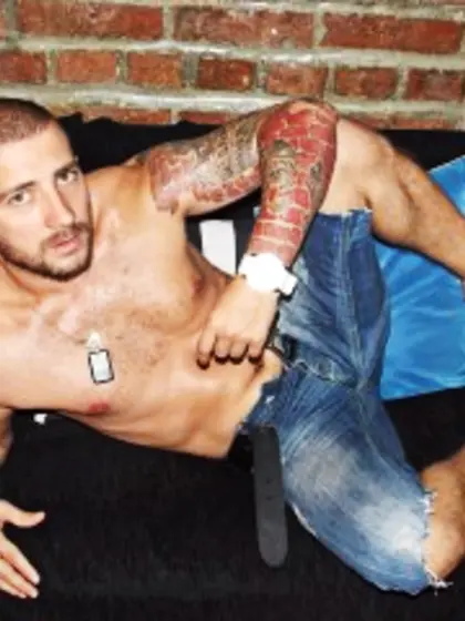 Brunette outrageouscock perform close