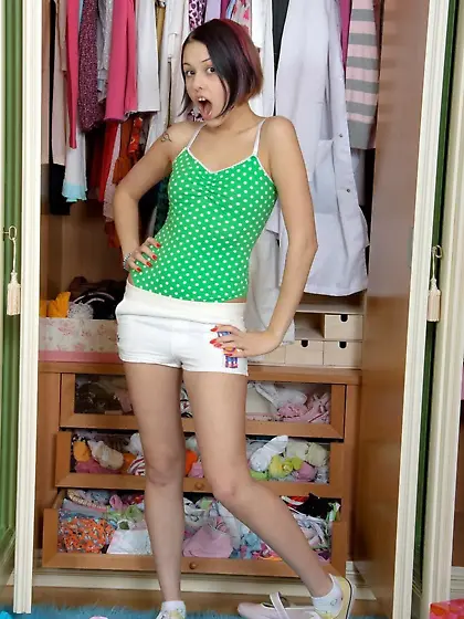 Karen I masturbation