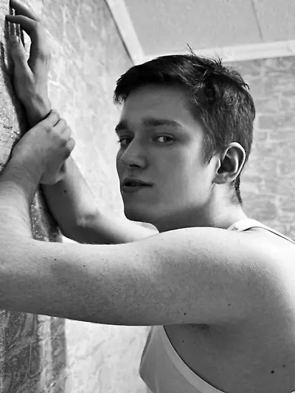 White young man geodani