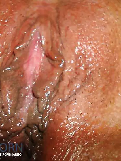 Mummy Jess Showcases The Skin