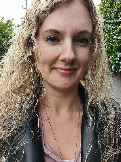 Nymphomaniac anna needs several men