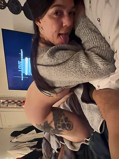 Karina Aubrey Feuti | Random Dumb Cunt from Reddit