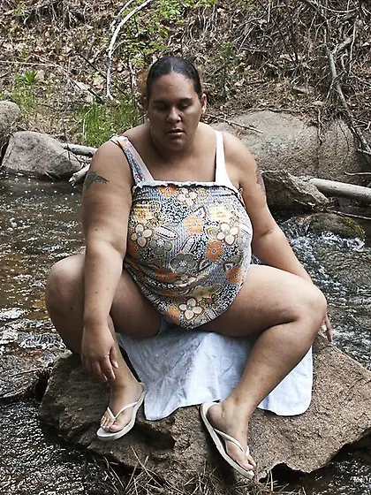 Curvy exhibitionist baby girl