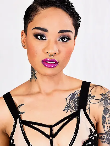 Solo gallery of a smoking-hot Asian girl with nose piercing and