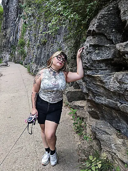 G’ana the fat dirty whore