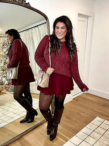 JUICY Mixed MILF in Pantyhose