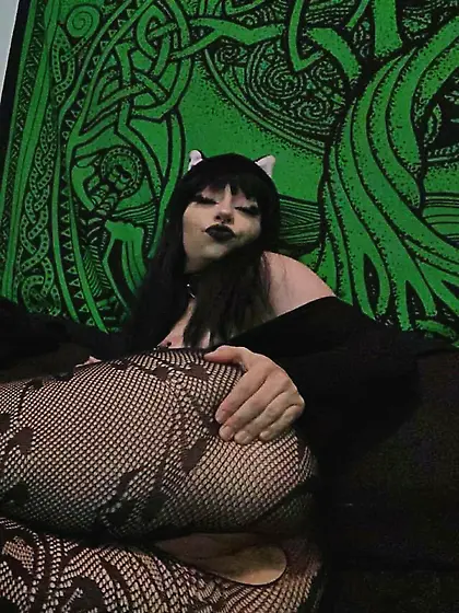 Petite amateur goth submissive slut