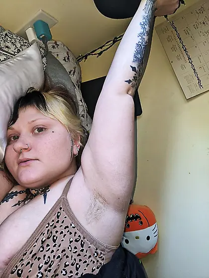 G’ana the fat dirty whore