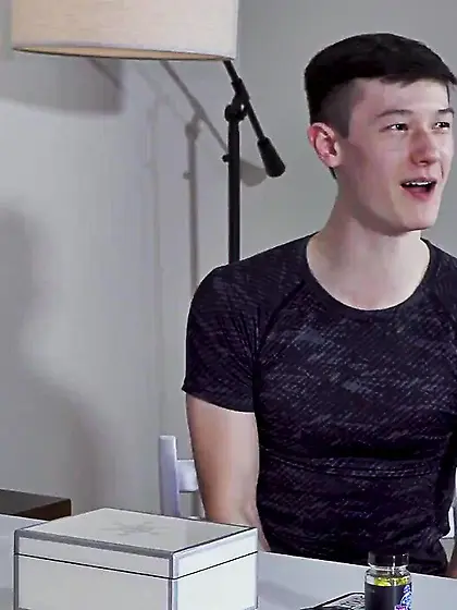 Beautiful Asian teen stiffed with boyfriend's...