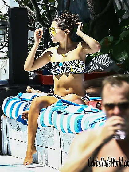 Stina Sanders Gets Hot On The Beach