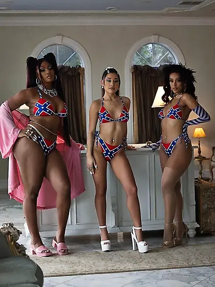 More women in confederate bikinis