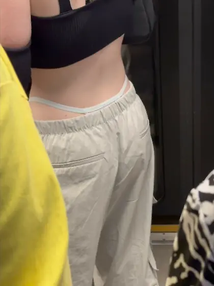 string qui depasse whaletail y2k teen