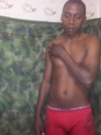 Brunette Ricky Live Orgasm.