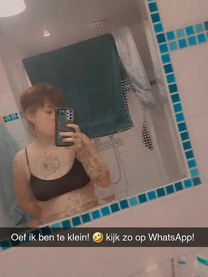Hot teen tomboy emo Ronja Vennik (snap: ronja ven)
