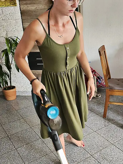 Felicia - pierced german - Deutsche Eheschlampe